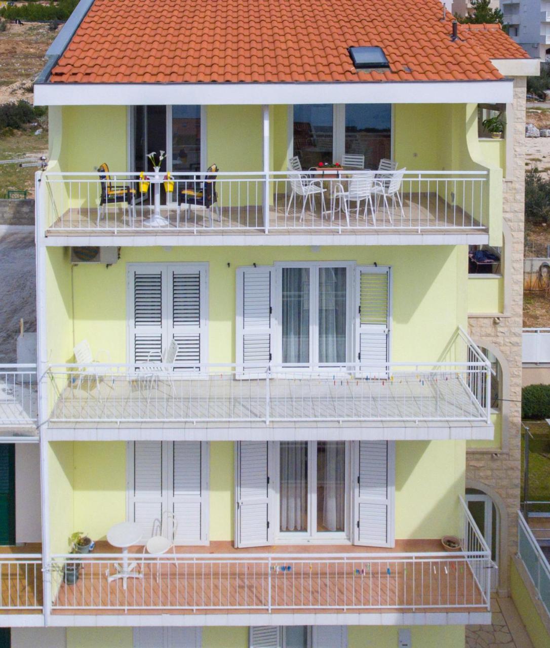 Apartments Dundic Makarska Exterior photo